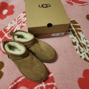 Ugg w classic ultra mini
